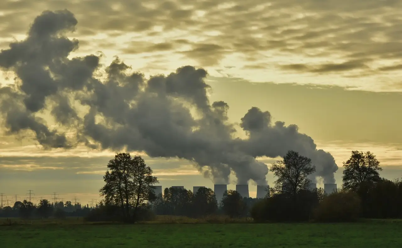 Read more about the article Busted! 5 Myths About Air Pollution You Shouldn’t Believe